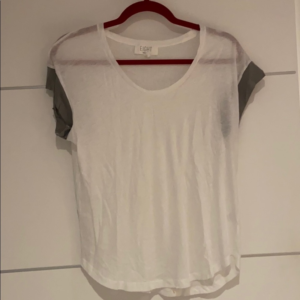 tee shirt